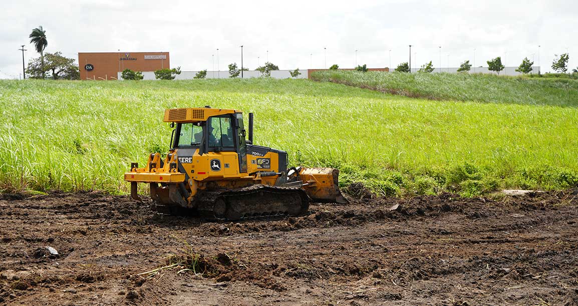 Trapuá Shopping Park: Limpeza da área iniciada
