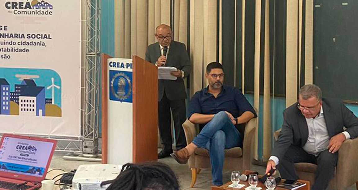 Petribu participa de mesa redonda sobre habitação e desenvolvimento sustentável