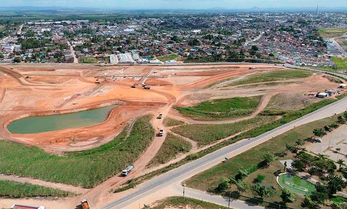Vista aérea do Trapuá Shopping Park, referência em valorização imobiliária em Carpina
